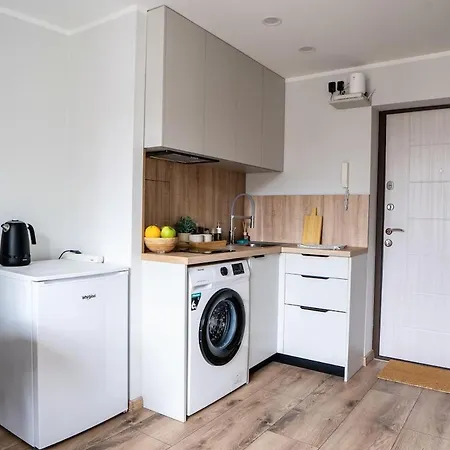 Warm Minimalist Appartement *